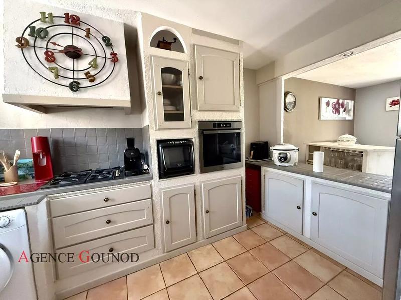 Maison - 91 m² - 5 pièces