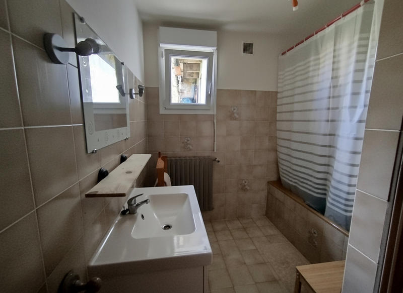 Maison - 148 m² - 8 pièces