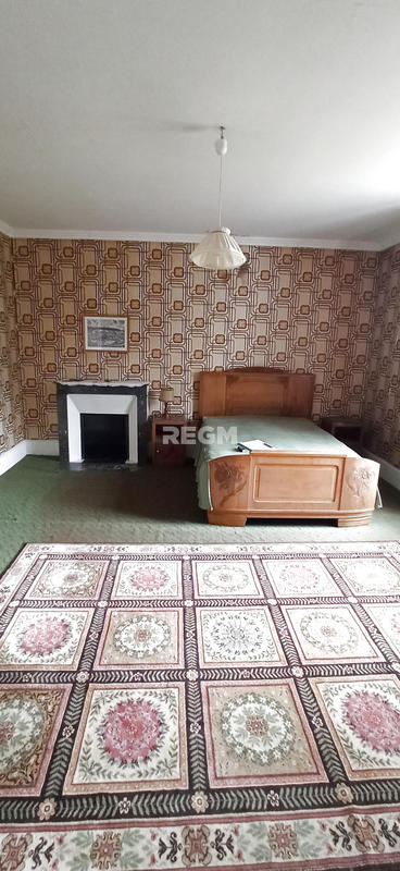 Propriété - 229 m² - 8 pièces