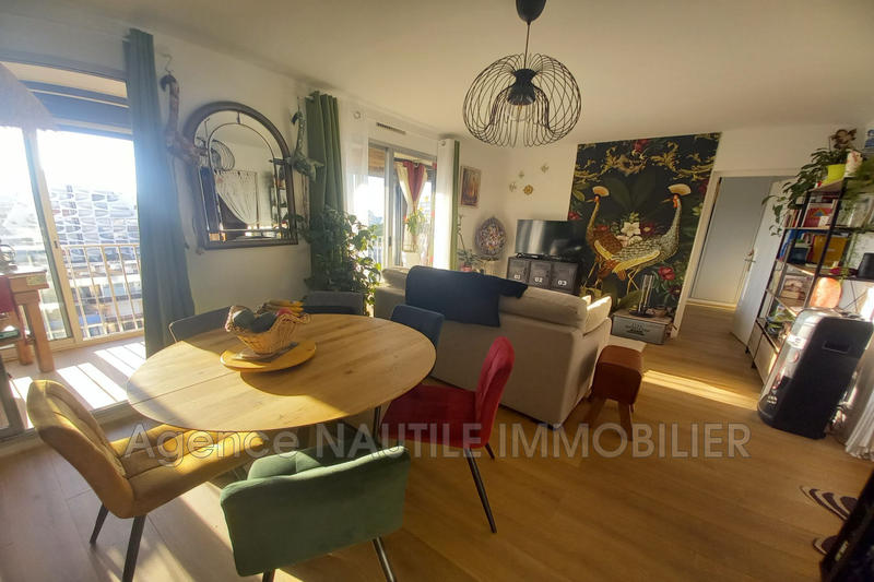 Appartement - 65 m² - 2 pièces