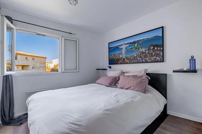 Appartement - 77 m² - 3 pièces