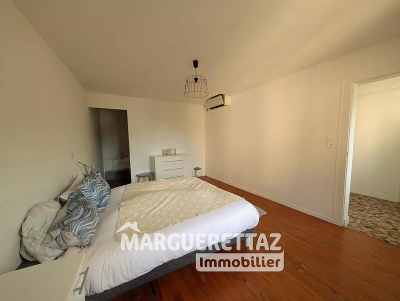 Appartement - 100 m² - 4 pièces