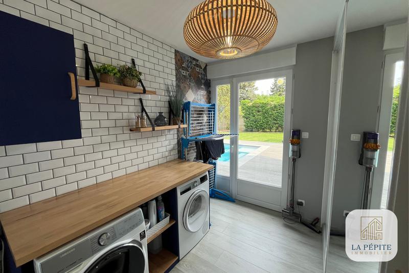 Maison - 170 m² - 7 pièces