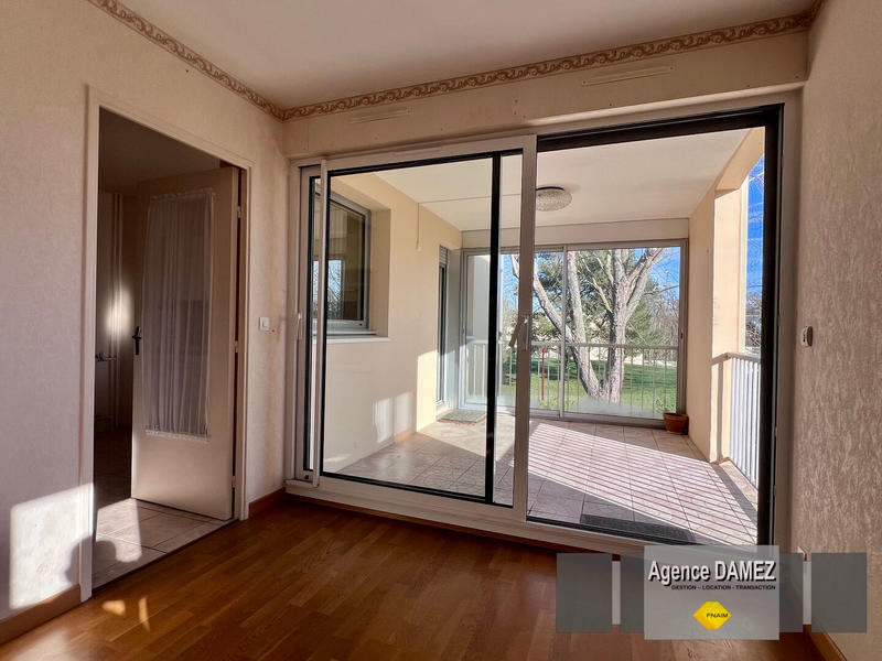 Appartement - 75 m² - 3 pièces