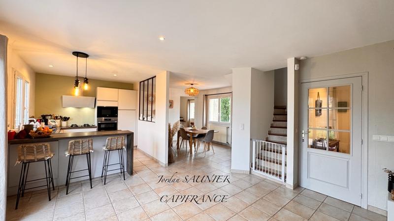 Maison - 130 m² - 6 pièces