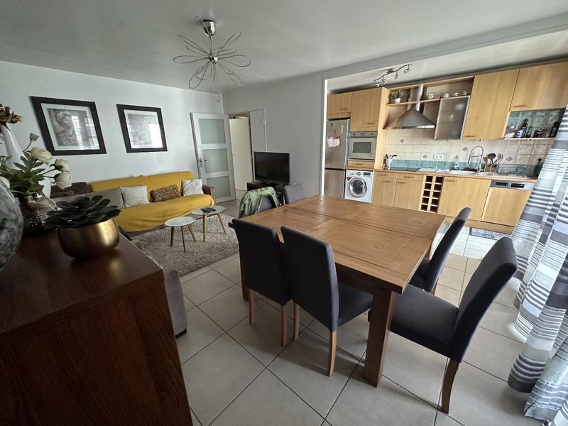 Appartement - 77 m² - 4 pièces