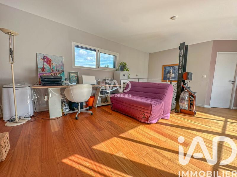 Maison - 166 m² - 6 pièces