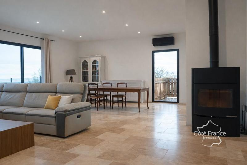 Villa - 165 m² - 5 pièces