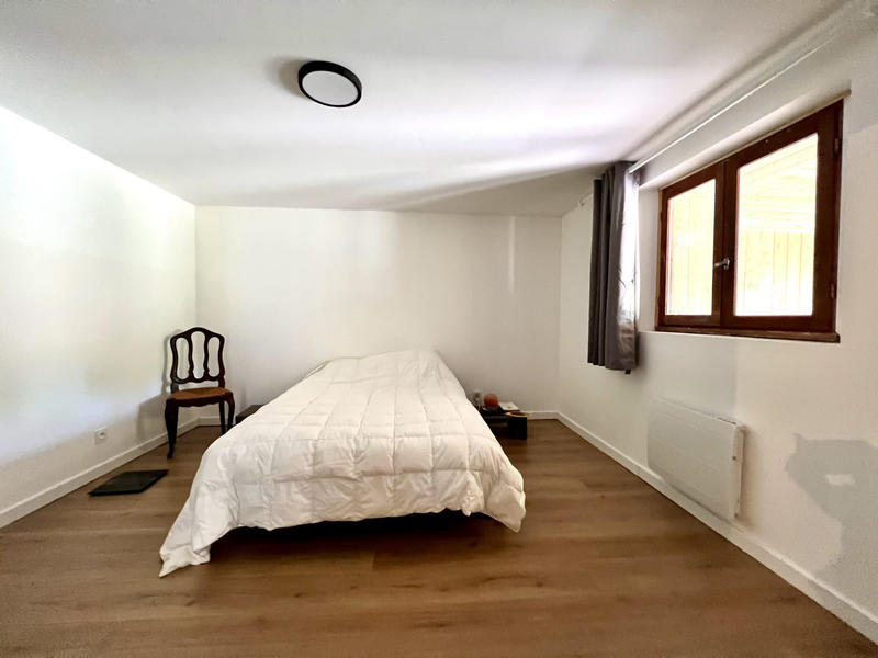 Appartement - 82 m² - 3 pièces