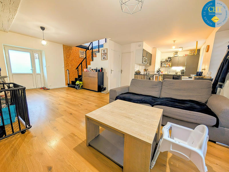 Maison - 94 m² - 5 pièces