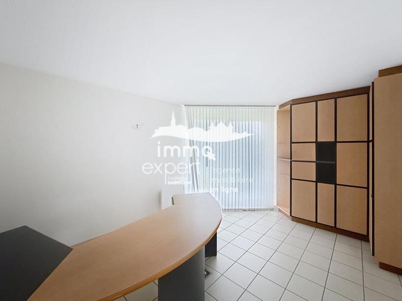 Bureau - 263 m²