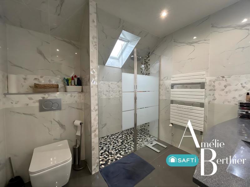 Maison - 135 m² - 6 pièces