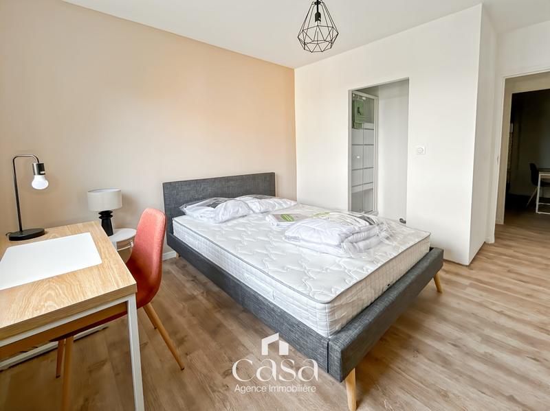 Appartement - 82 m² - 5 pièces