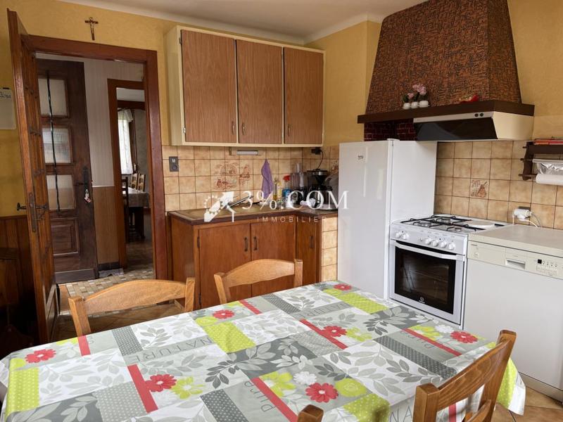 Maison - 102 m² - 6 pièces