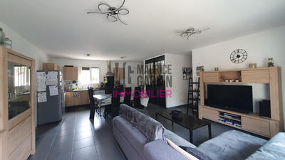 Maison - 80 m² - 4 pièces