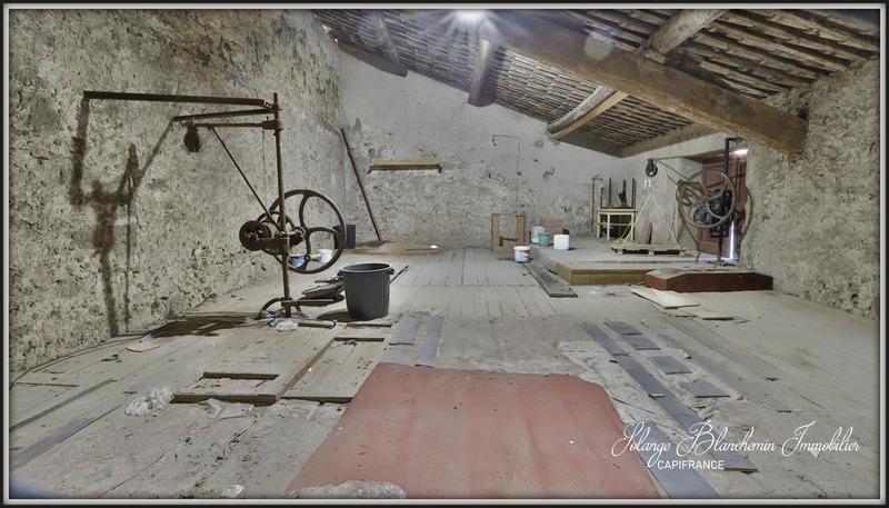 Maison traditionnelle - 175 m² - 7 pièces