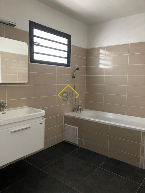 Maison - 119 m² - 4 pièces