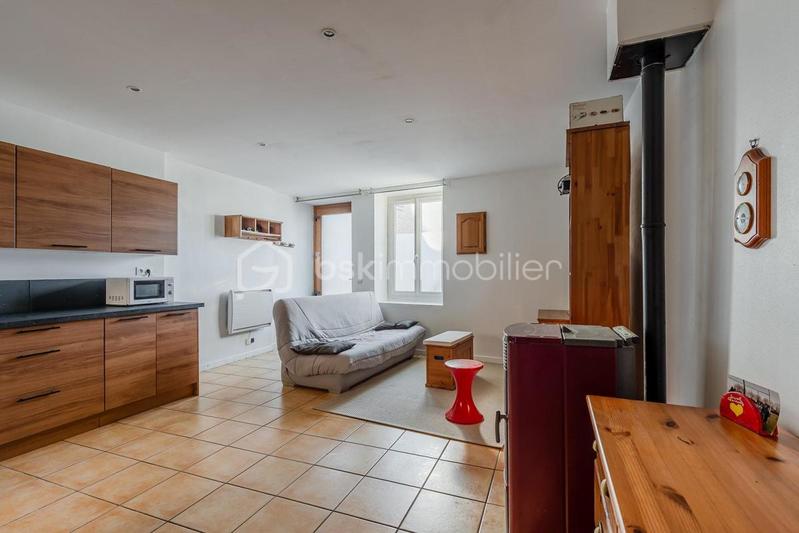 Maison de village - 90 m² - 4 pièces