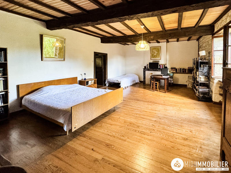 Bastide - 220 m² - 8 pièces