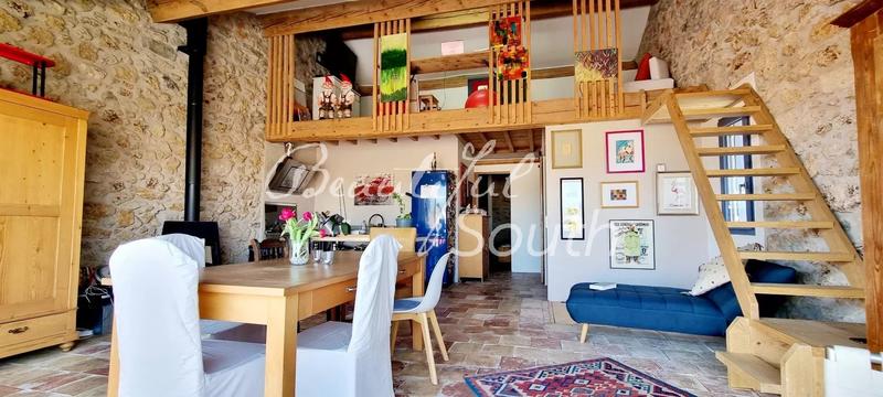 Maison de village - 233 m² - 7 pièces