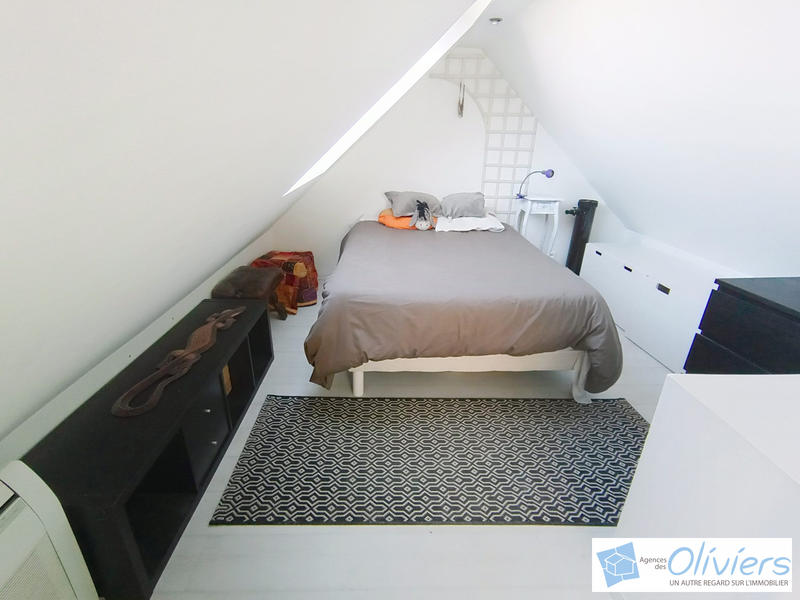 Maison - 185 m² - 8 pièces