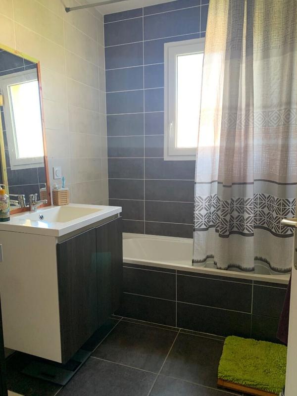 Maison contemporaine - 111 m² - 5 pièces