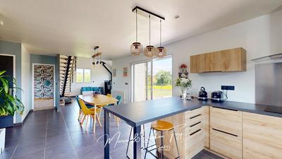 Maison - 120 m² - 4 pièces