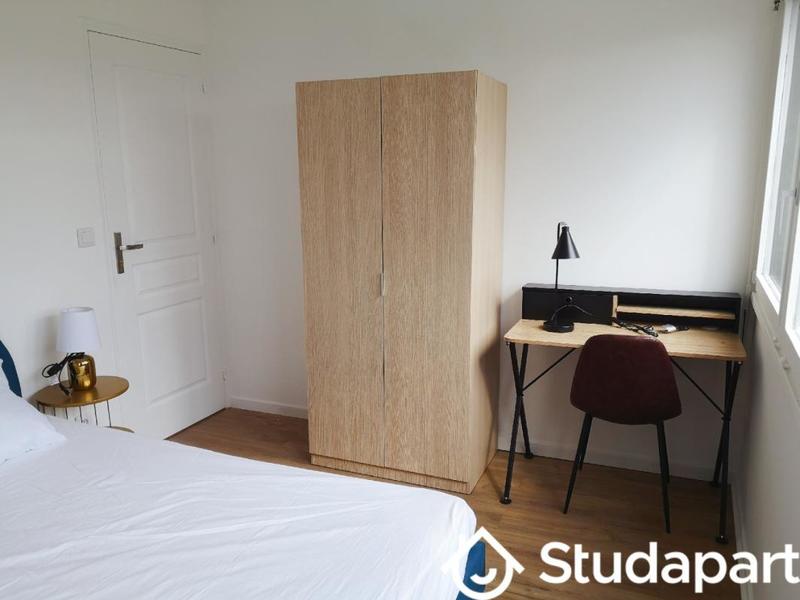 Chambre - 10 m² - 1 pièce