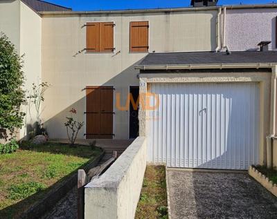 Maison - 102 m² - 4 pièces