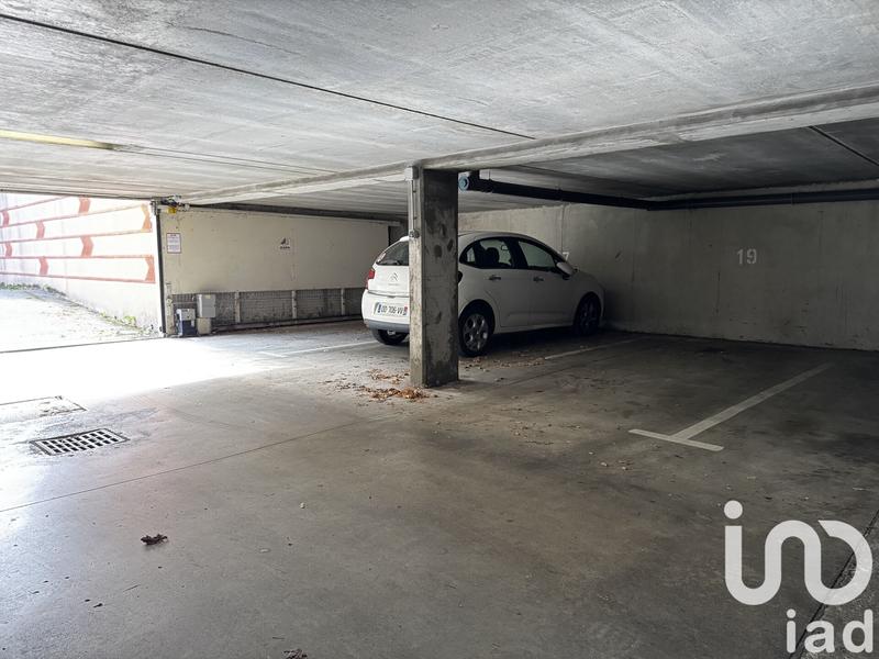 Parking - 12 m²