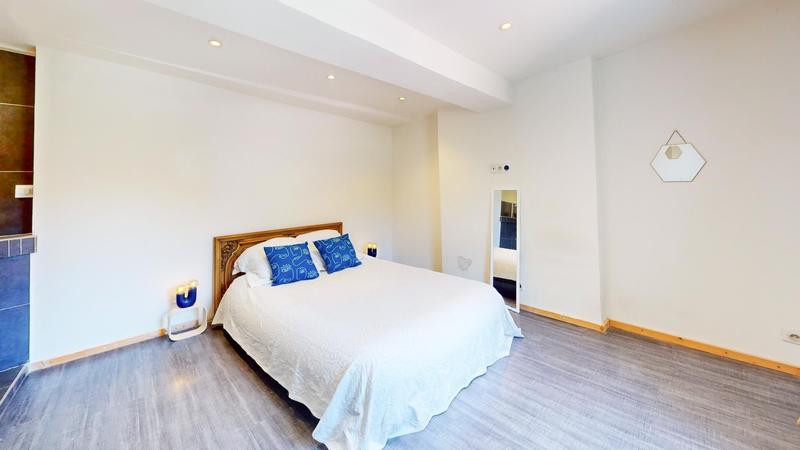 Maison - 90 m² - 6 pièces