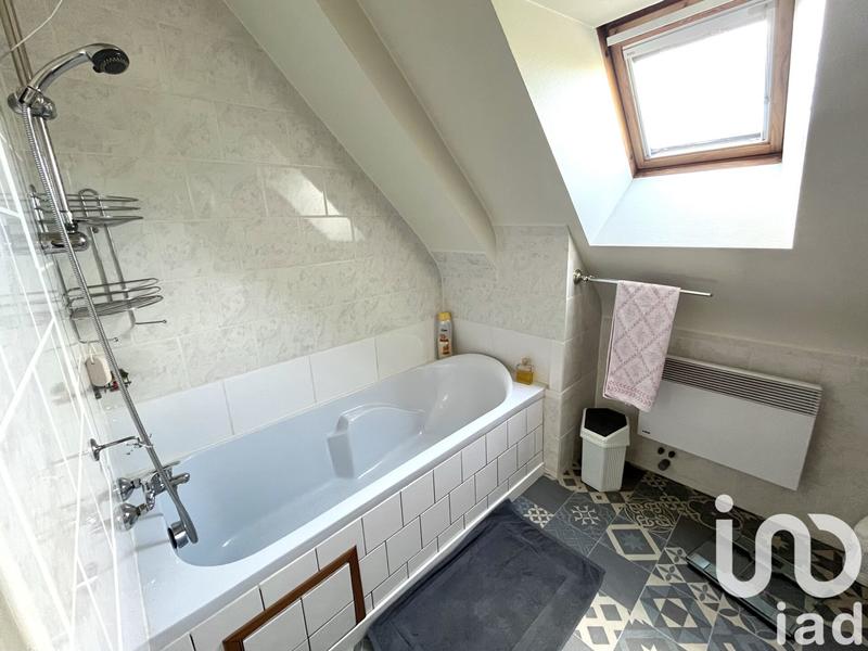 Maison - 97 m² - 5 pièces