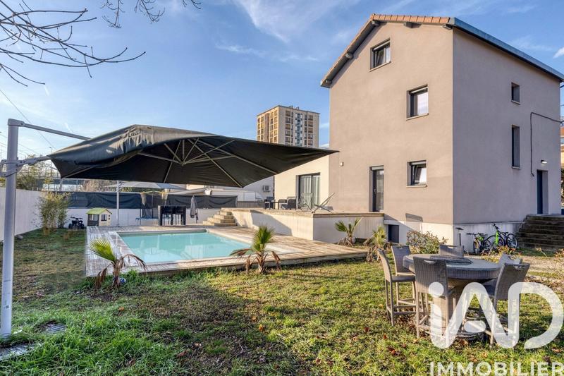 Maison - 149 m² - 5 pièces