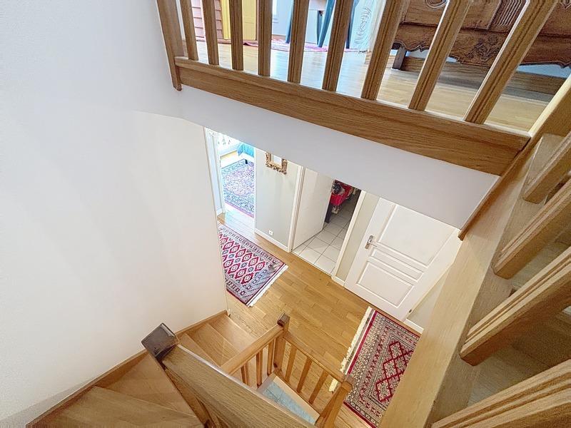 Maison de ville - 205 m² - 7 pièces