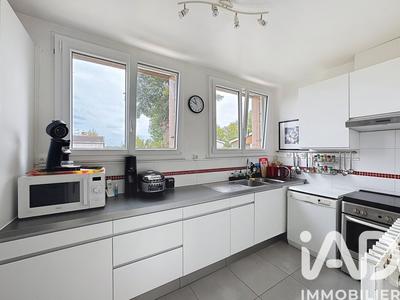 Maison - 73 m² - 4 pièces