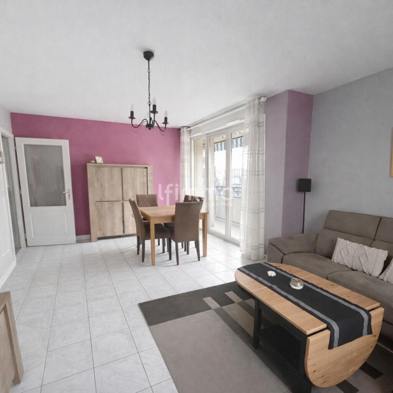 Appartement - 80 m² - 4 pièces