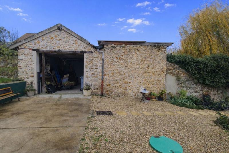 Maison chambre d'hôtes - 501 m² - 9 pièces