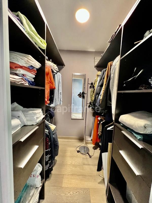 Appartement - 152 m² - 7 pièces