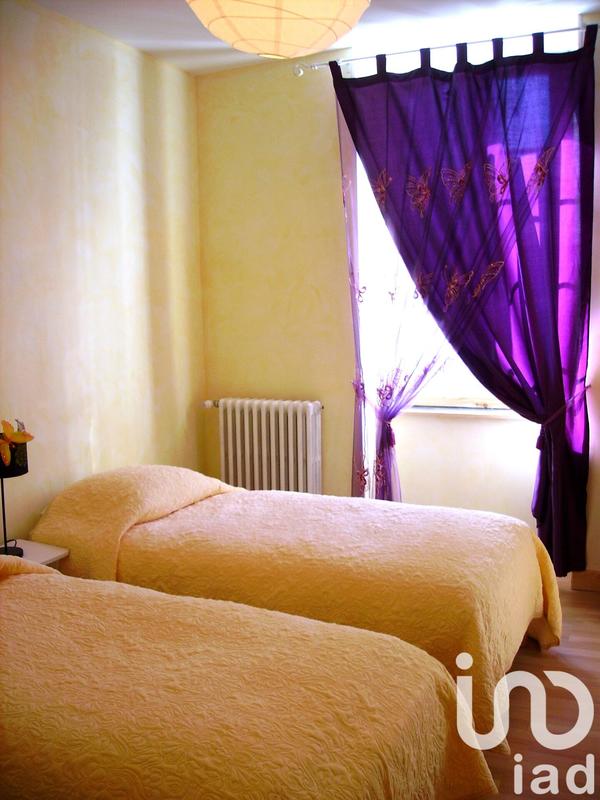 Maison - 480 m² - 16 pièces