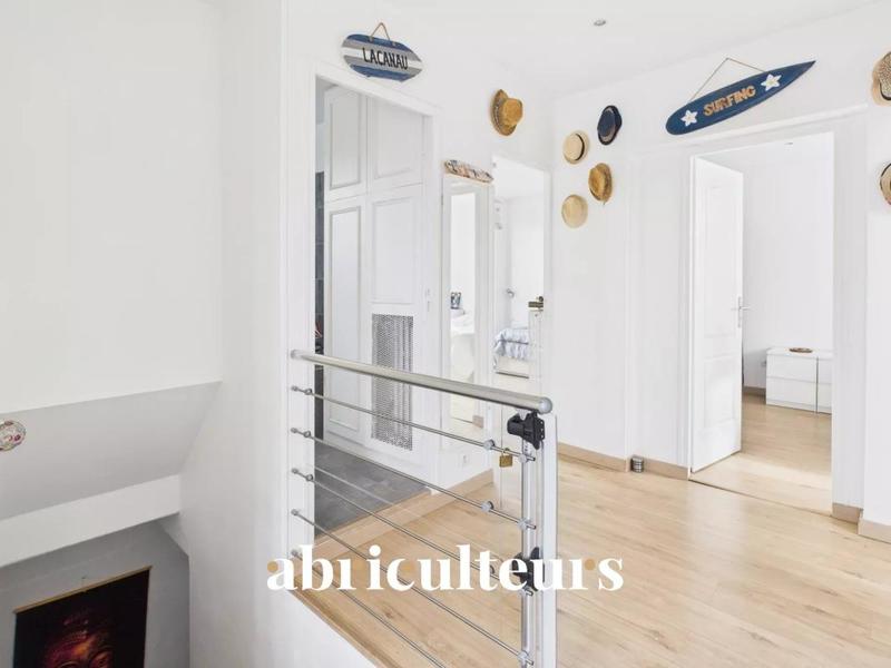 Maison - 130 m² - 6 pièces