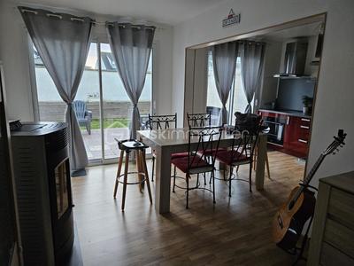 Pavillon - 83 m² - 4 pièces