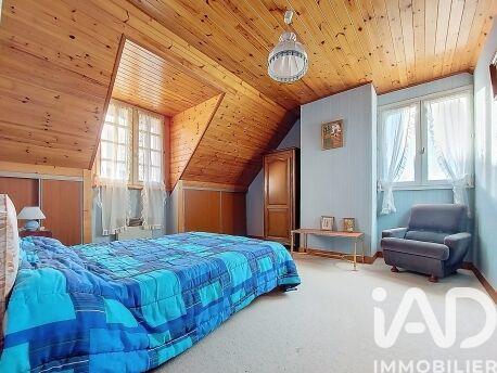 Maison - 120 m² - 7 pièces