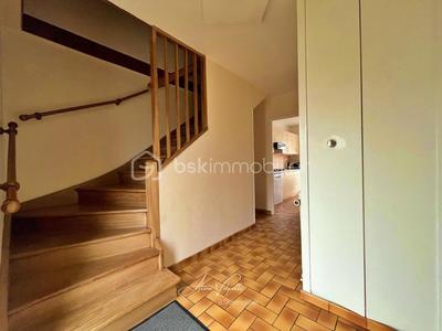 Maison - 104 m² - 5 pièces