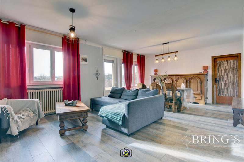 Maison - 100 m² - 6 pièces