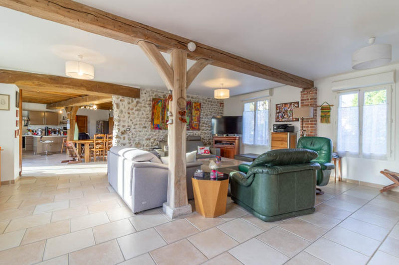 Maison - 196 m² - 7 pièces