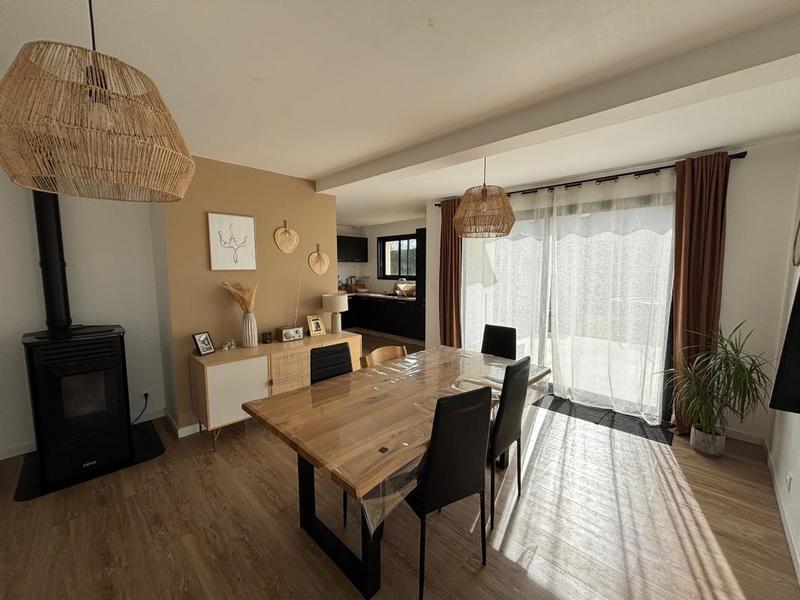 Maison - 100 m² - 4 pièces