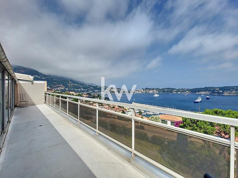 Appartement - 116 m² - 4 pièces