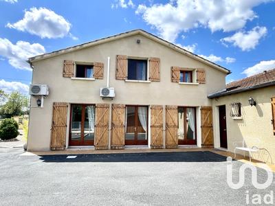 Maison - 320 m² - 11 pièces