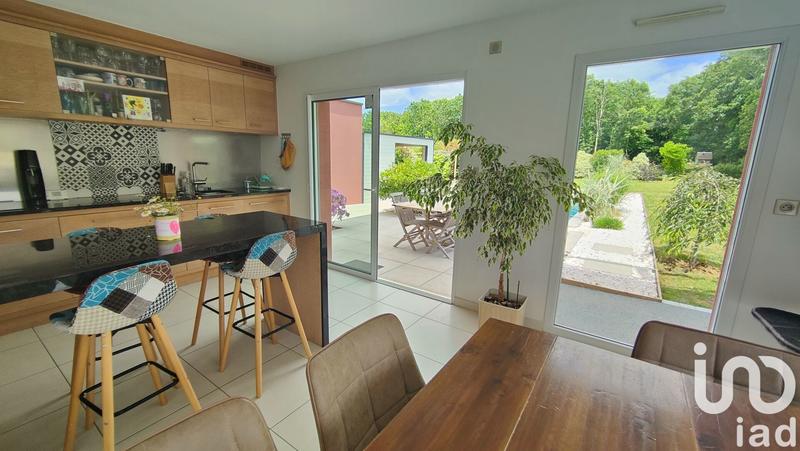 Maison - 164 m² - 8 pièces