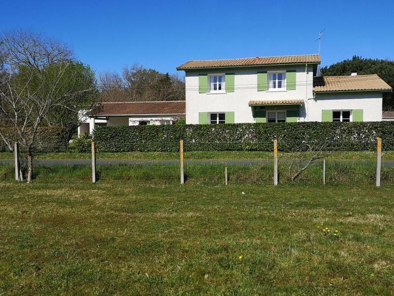 Maison - 150 m² - 5 pièces